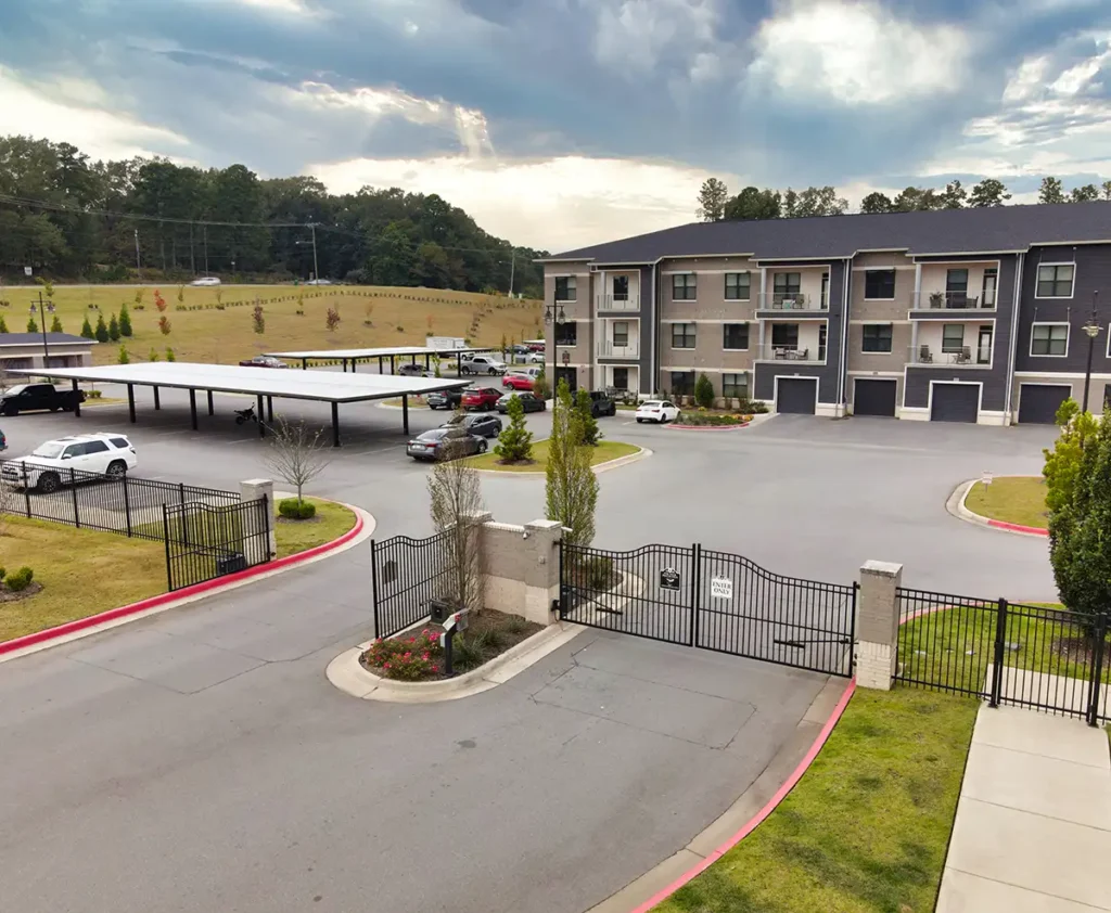 Commercial Fencing and Gate Systems for Apartment Communities